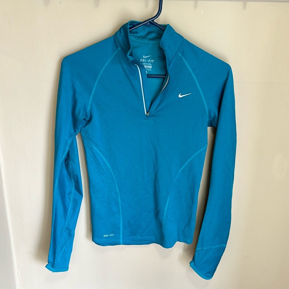 Nike Dryfit Long Sleeve 1/4 Zip